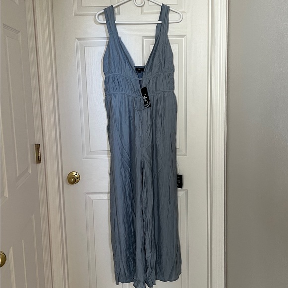 Lulus On The Dock Light Blue Crinkle Sleeveless Wide-leg Jumpsuit - Size L - Picture 2 of 2